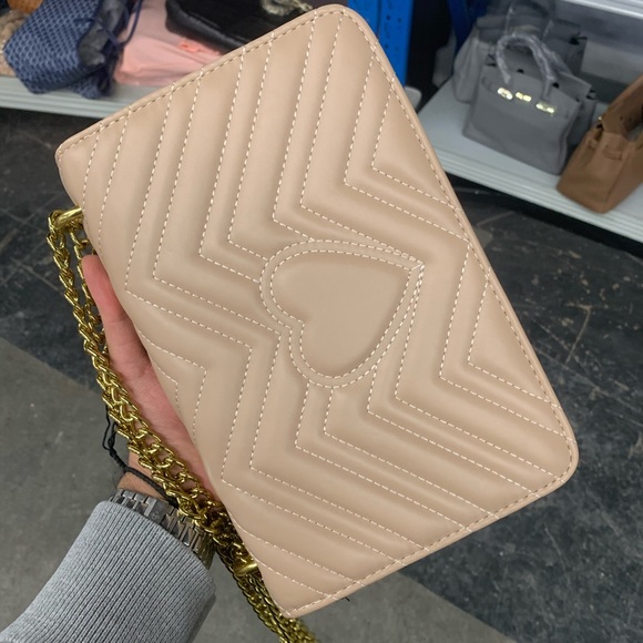 Women’s Tan Faux leather Handbag - Picture 2 of 7